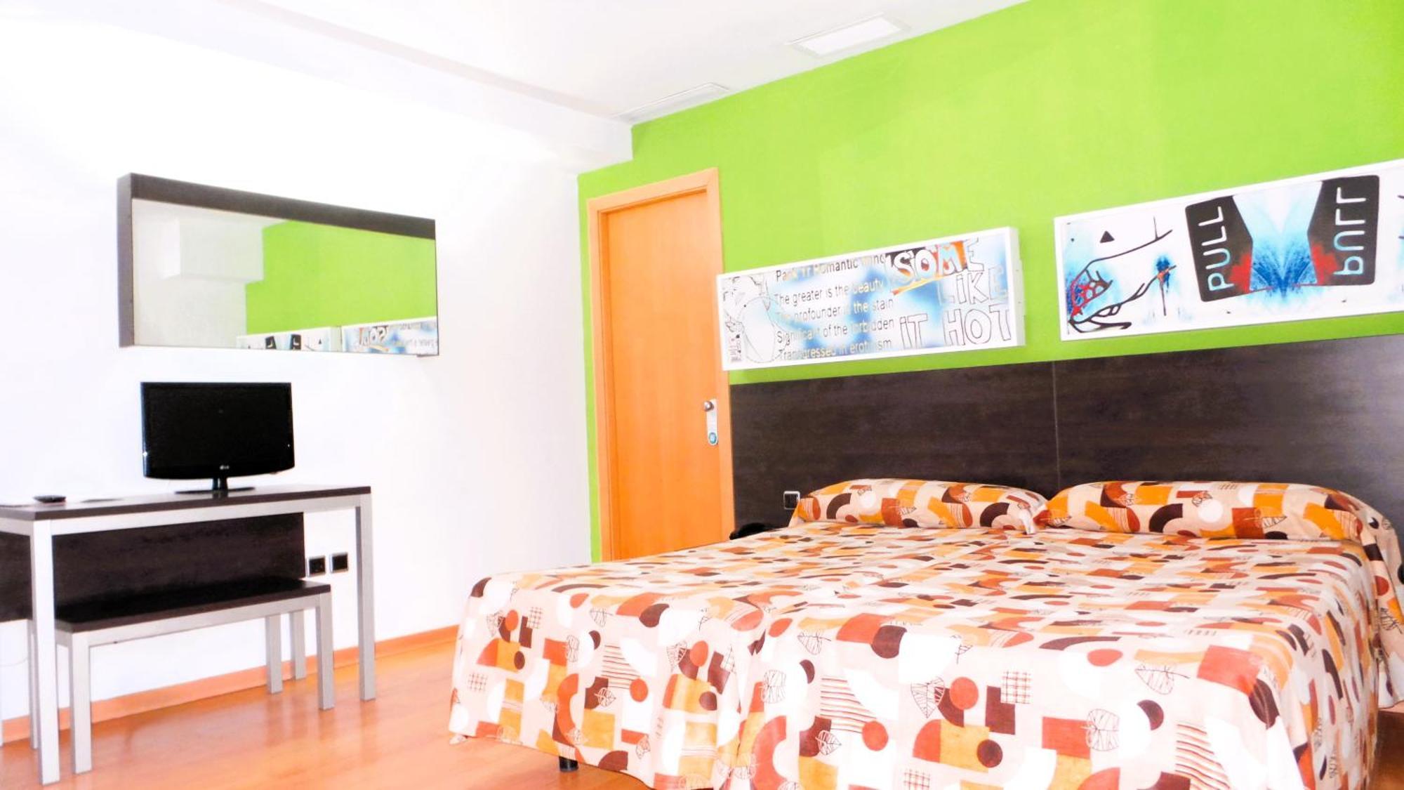 Sol Y Sombra Hotel